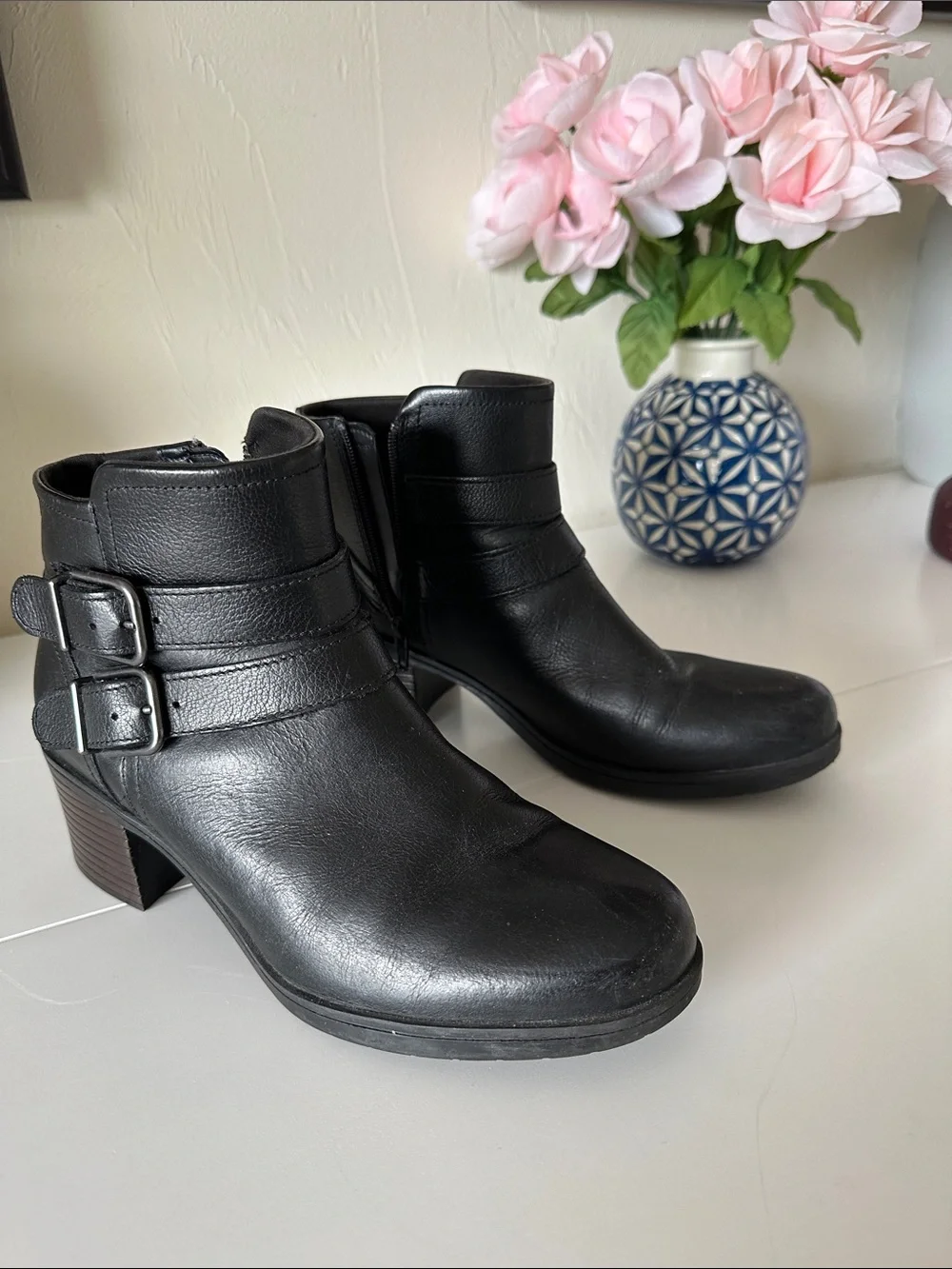 Clark’s Black Leather Ankle Boots with Buckle Straps - Picture 1 of 8